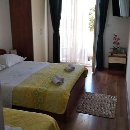 Apartman Mare Drvenik  Buitenkant foto