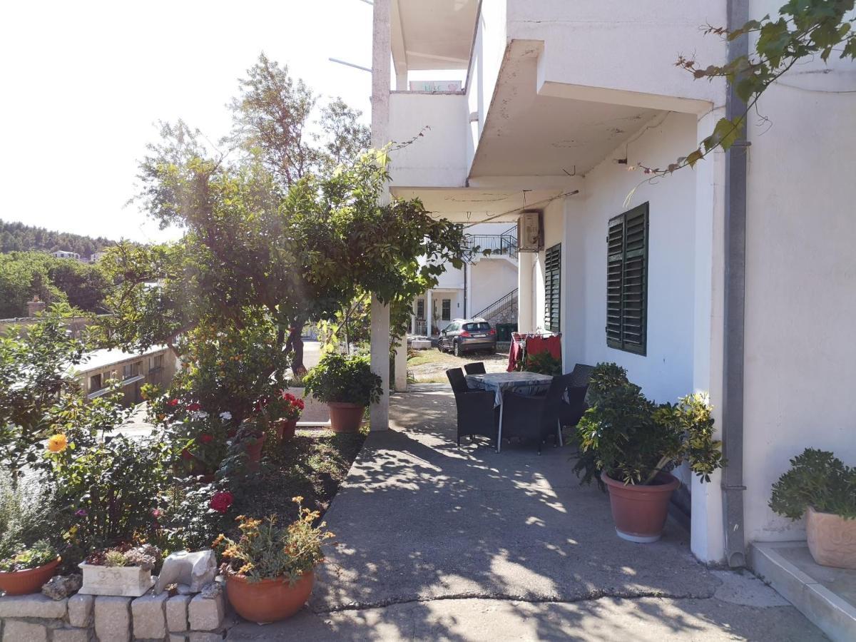 Apartman Mare Drvenik  Buitenkant foto